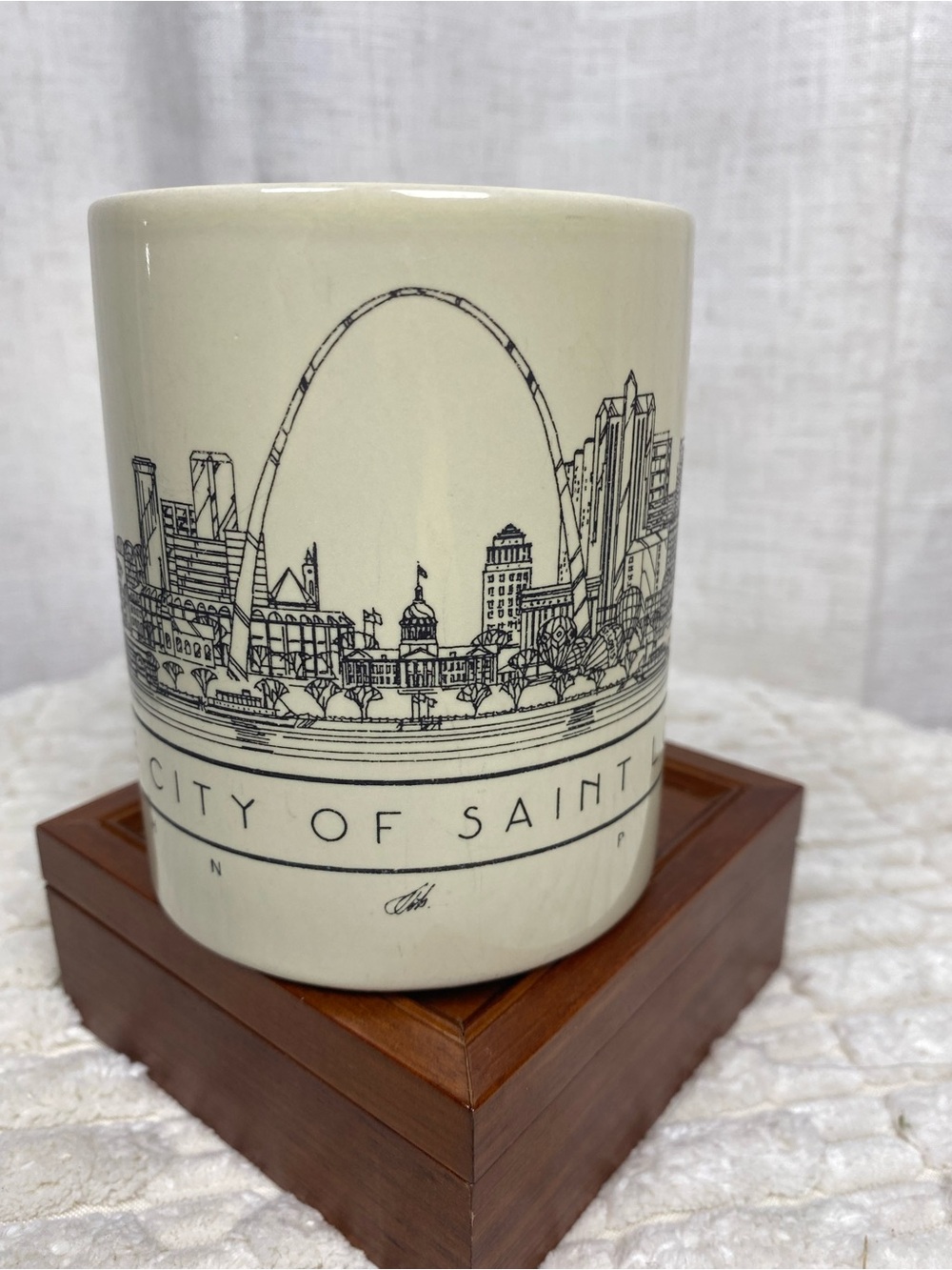 Vintage City of Saint Louis Missouri Skyline Sketch Ceramic Souvenir Coffee Mug